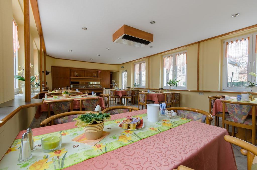شيمنيتز Hotel Siegmar Im Geschaftshaus المظهر الخارجي الصورة